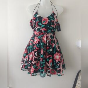 New with tags forever 21 floral dress spaghetti straps zip on side mini